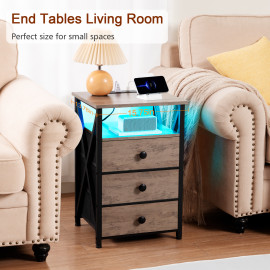 End Table with USB Port and Outlet HET053LGY